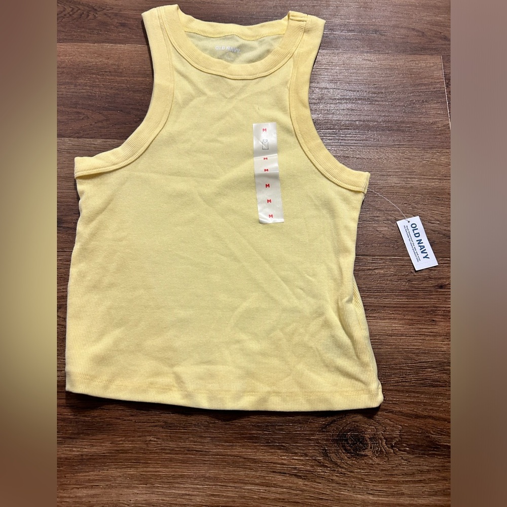 Brand~Old navy Color-Yellow Size ~M